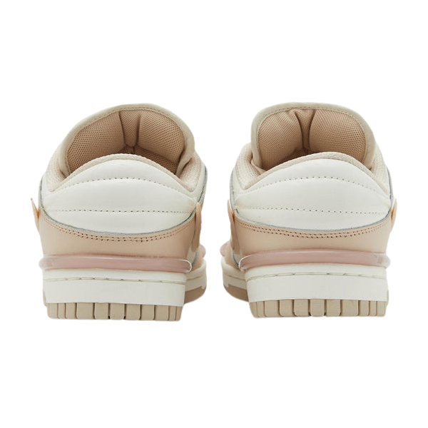 Tênis Dunk Low "Twist Sand Drift" Feminino Bege