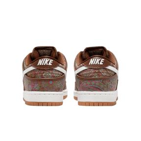 Tênis Dunk Low SB "Paisley Brown" Marrom