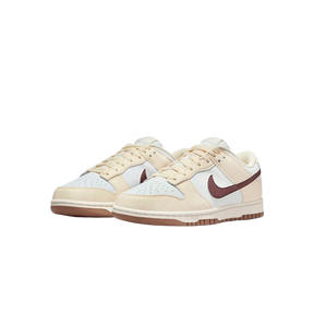Tênis Dunk Low Next Nature "Coconut Milk Smokey Mauve" Branco